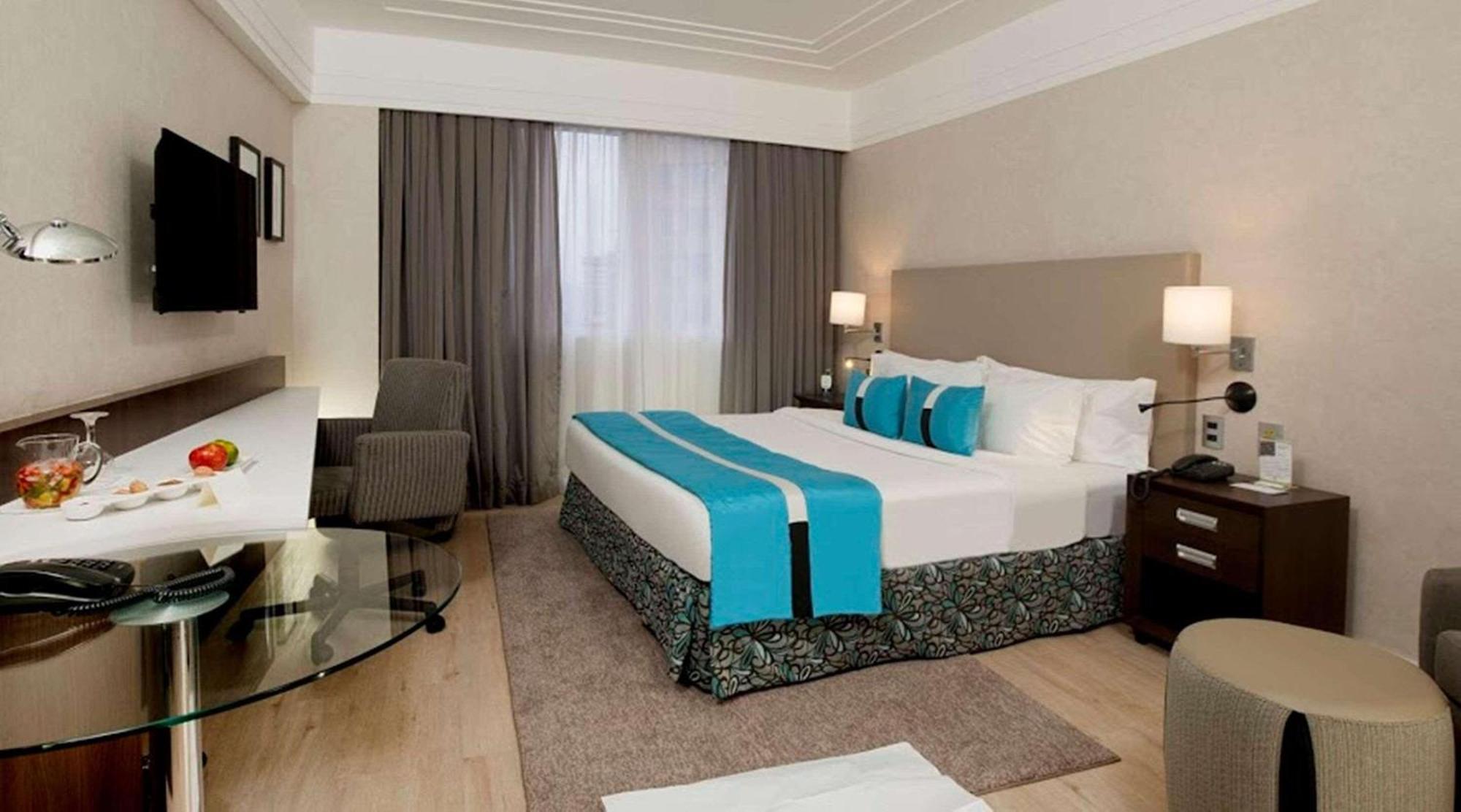 Radisson Alphaville Barueri Exterior foto A room at the hotel